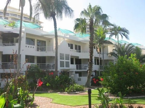 Camargue Beachfront Apartments - Accommodation Search 0
