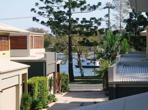 Sonoma Noosaville - Accommodation Search 0