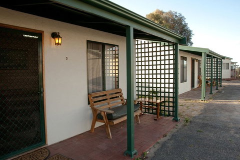 Moonta Bay Road Cabins And Cottages - Accommodation Search 0