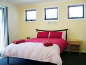 Waves Edge On Freycinet - Accommodation Search 0
