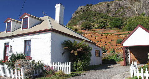 Captains Cottage - Accommodation Search 0