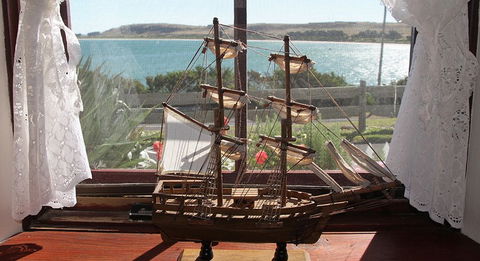 Captains Cottage - Accommodation Search 1