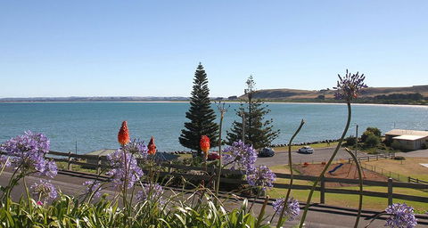 Captains Cottage - Accommodation Search 5