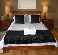 At Sunrise Cottages - Accommodation Search