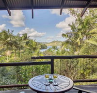 Secrets on the Lake - Accommodation Search