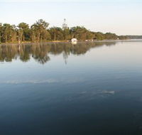 Bentley Waterfront - Accommodation Search