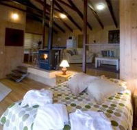 Treetops Seaview Montville - Accommodation Search