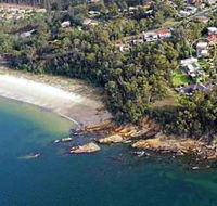 Gibsons by the Beach - Accommodation Search