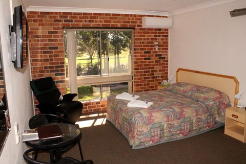 Golf View Motel - Accommodation Search 1