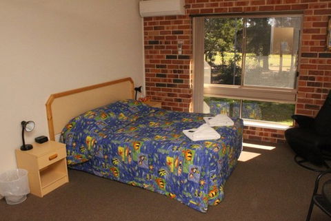 Golf View Motel - Accommodation Search 2