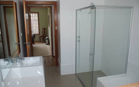 Beachfront House - Accommodation Search 0
