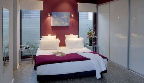 By The Beach B And B Holiday Apartments - Accommodation Search 2