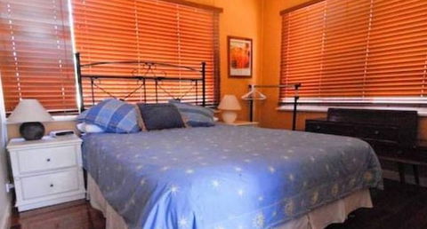 Calm Waters Waterfront Cottages - Accommodation Search 2
