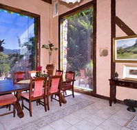 Castle On The Hill Bed and Breakfast - Accommodation Search