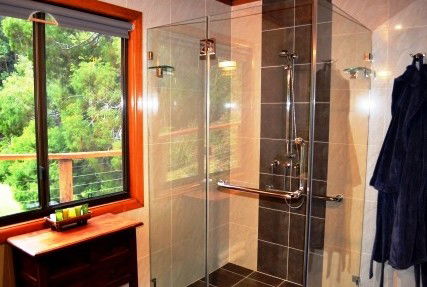 A Waterfall Hideout-Rainforest Cabin For Couples - Accommodation Search 0