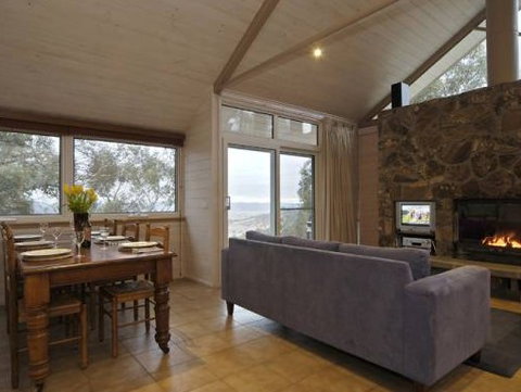 Silvertop Snowy Mountains Retreat - Accommodation Search 1