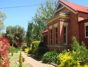 Tumut Accommodation Sefton House - Accommodation Search 2
