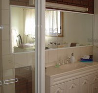 Murray Bank Holiday Units and Yabby Farm - Accommodation Search