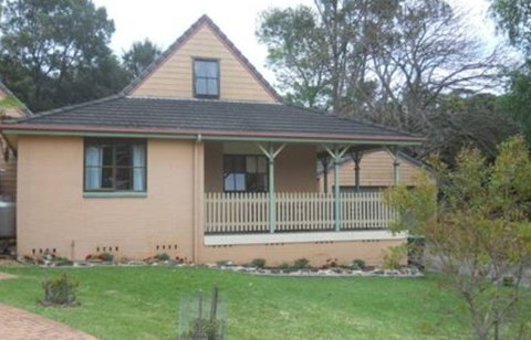 Carinya Cottage Holiday House In Gerringong - Near Kiama - Accommodation Search 5