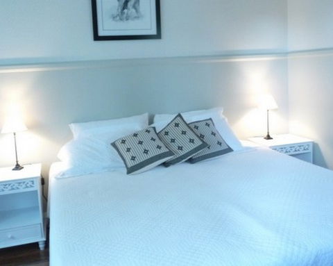 A Room With A View- Gloucester - Accommodation Search 1