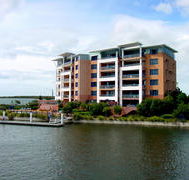 The Jetty Apartments - Accommodation Search