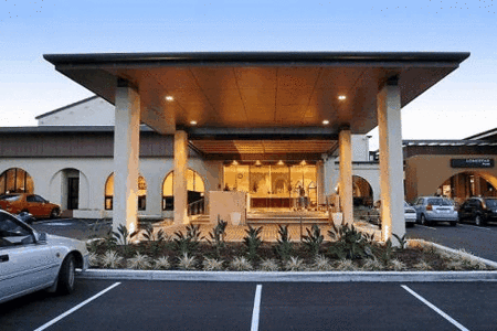 Quality Hotel Mermaid Waters - Accommodation Search