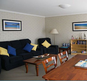 Capri Apartments - Accommodation Search 3