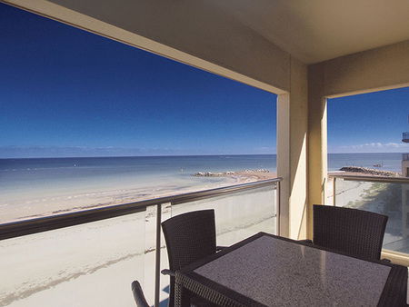 Oaks Plaza Pier - Accommodation Search 4