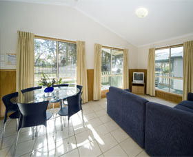 Swan Lake Holiday Park - Accommodation Search 0