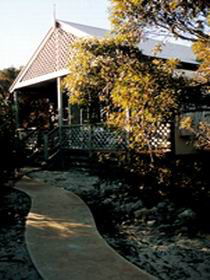 Dolphin Chalet - Accommodation Search 0