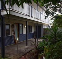Moffat Beach Pet Friendly Holiday House - Accommodation Search