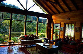 Hampton NSW Accommodation Search