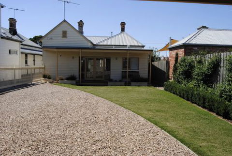 Sabina On Little Myers - Accommodation Search 8