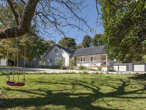 Sutton House - Accommodation Search 0