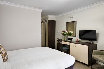 175 (formerly Wesley Lodge) - Accommodation Search 9
