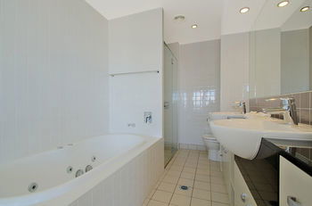 Pumicestone Blue - Accommodation Search 12
