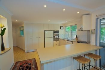 Noosa Riviera - Accommodation Search 2