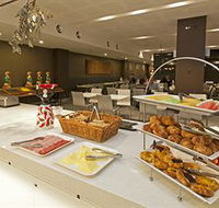 Causeway 353 Hotel - Accommodation Search