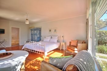 Dolphin Sands - Accommodation Search 8