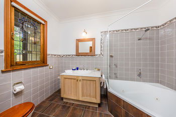Carriages Boutique Hotel - Accommodation Search 35