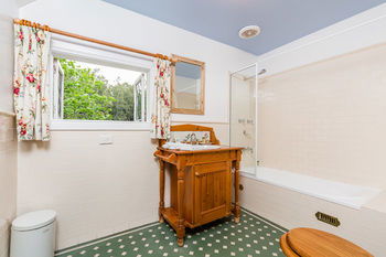Carriages Boutique Hotel - Accommodation Search 36