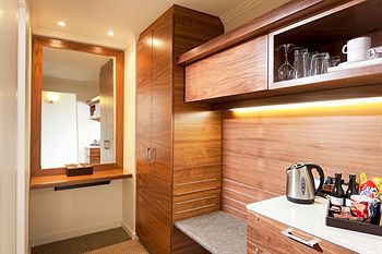 Melbourne Parkview Hotel - Accommodation Search 4