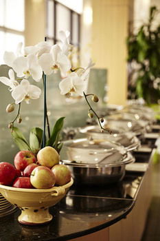 Melbourne Parkview Hotel - Accommodation Search 22