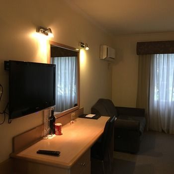 Eltham Gateway Hotel - Accommodation Search 9