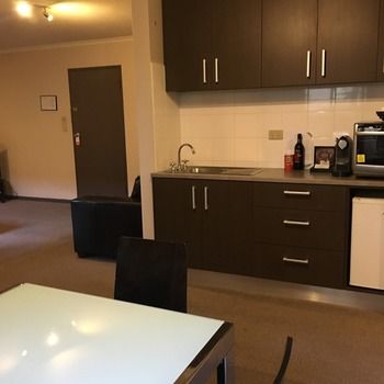 Eltham Gateway Hotel - Accommodation Search 26