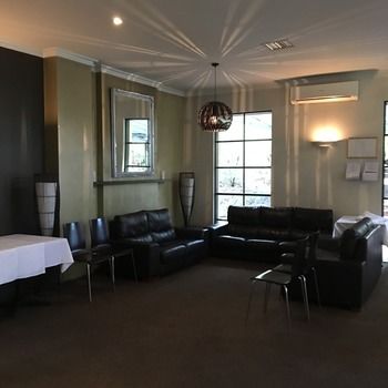 Eltham Gateway Hotel - Accommodation Search 37