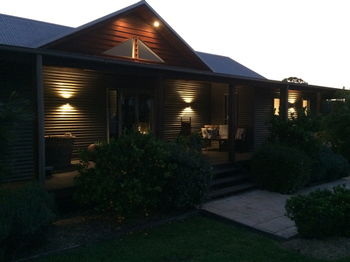 Lilies Luxury Retreats - Accommodation Search 26