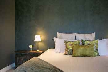 Lilies Luxury Retreats - Accommodation Search 36