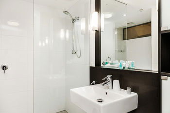 Monaco - Accommodation Search 43