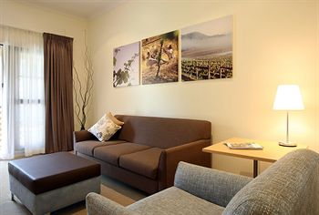 Pokolbin Village - Accommodation Search 8